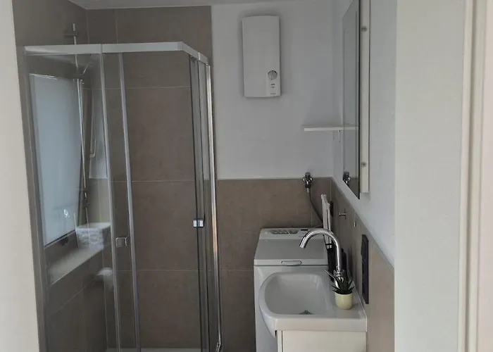 公寓 Mitten Im Sauerland